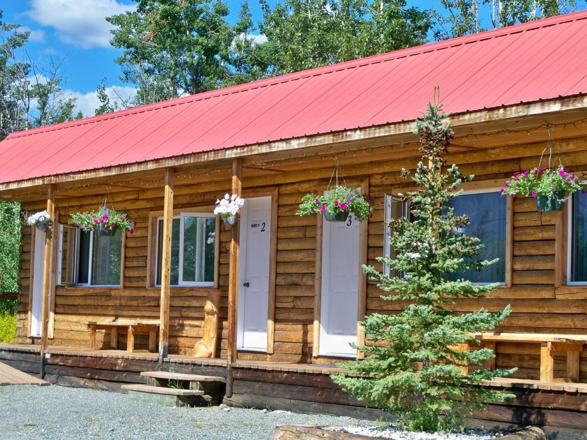 Stardust Motel Haines Junction Εξωτερικό φωτογραφία