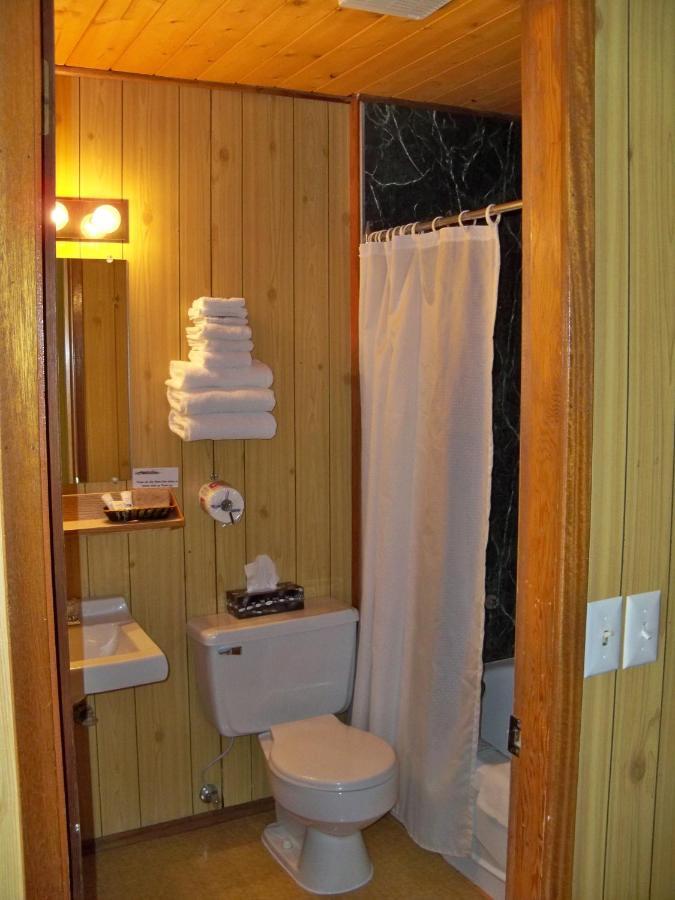 Stardust Motel Haines Junction Εξωτερικό φωτογραφία